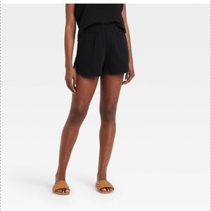 Universal Threads Shorts NWT